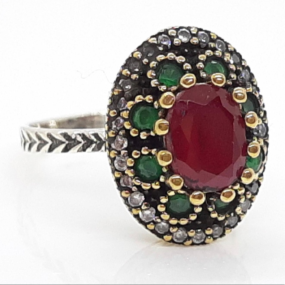 New Stunning 4.20ctw Ruby, Emeralds & Sapphires Ring Size: 8.5!